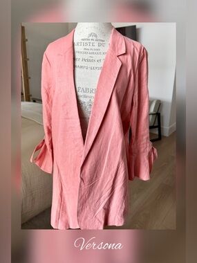BRAND NEW~Versona Coral Pink Open-Front Women's Blazer with Tie Sleeves